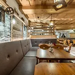 Hotel Geierberg 3*