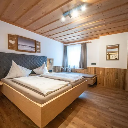 Geierberg Hotel 3*